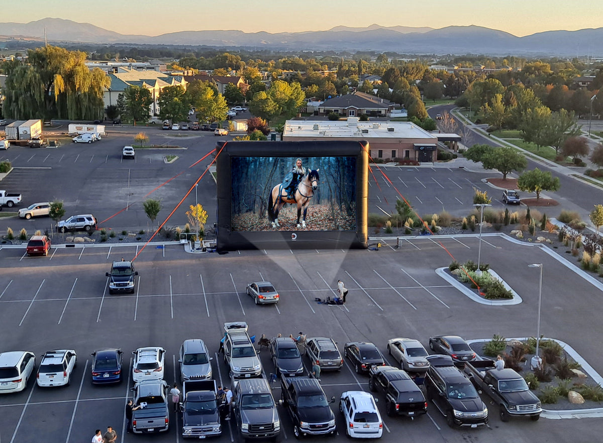 ELITE Outdoor Movies Platinum 42' Inflatable Screen